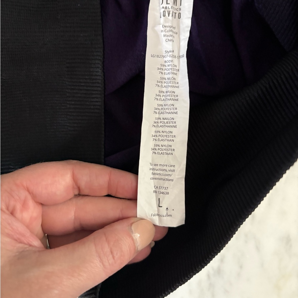Fabletics Demi Lovato High-Waisted Seamless Rib Black and Purple Legging Size L - Picture 10 of 11